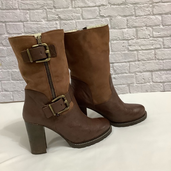 Vintage Romanian heels leather boots 7.5 - Picture 3 of 12